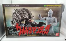 ガシャポン ウルトラヒーロー500＆ウルトラ怪獣DX|BANDAI