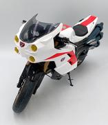 フィグゼロ　1/6仮面ライダー用変形サイクロン号|THREE ZERO