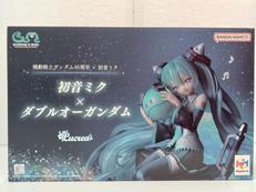 初音ミク×ダブルオーガンダム|MEGAHOUSE