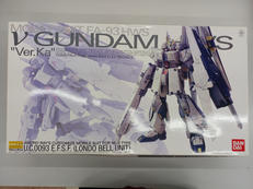 機動戦士ガンダム 逆襲のシャア|BANDAI