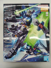 機動戦士ガンダム F90|BANDAI