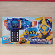 仮面ライダーリバイス|BANDAI