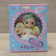 プチブライス|イー・レヴォリューション