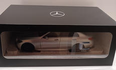 1/18スケール車|NZG