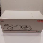 1/18スケール車|MARKLIN