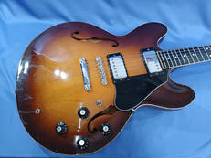 セミアコ|EDWARDS