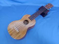 ソプラノウクレレ|FAMOUS