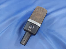 コンデンサーマイク|AKG