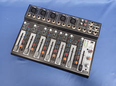 ミキサー|BEHRINGER