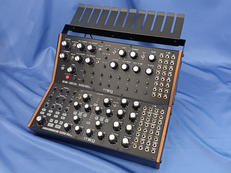 アナログシンセスタジオ|MOOG