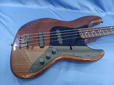 エレキベース|FENDER JAPAN