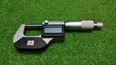 デジタルマイクロメーター|新潟精機