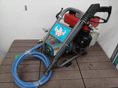 エンジン式高圧洗浄機|MARUYA