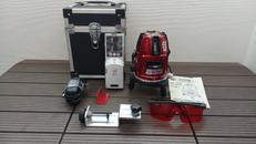 レーザー墨出し機|HANN-UEI