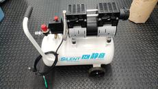 エアコンプレッサー|坂兼