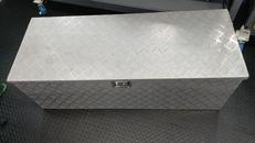 アルミボックス|不明