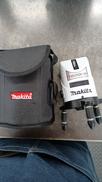 レーザー墨出し器|MAKITA
