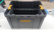 ミルクボックス|DEWALT