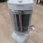 遠赤外線暖房機|DAIKIN