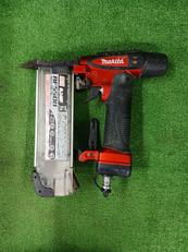 高圧仕上釘打機|MAKITA