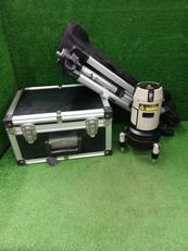 レーザーライナー墨出し器|MAKITA
