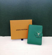 ヴェルティカルウォレットコンパクトグリーン|LOUISVUITTON