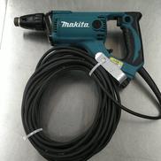 スクリュードライバー|MAKITA