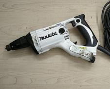 スクリュードライバ|MAKITA