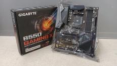 マザーボード|GIGABYTE