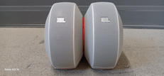スピーカー|JBL