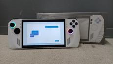 ポータブルゲーミングPC|ASUS