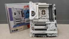 マザーボード|ASUS