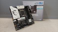 マザーボード|MSI