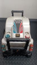 エアーコンプレッサー|MAKITA