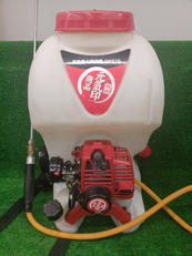 エンジン動力噴霧器|MARUYAMA