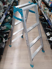 脚立|ピカコーポレーション