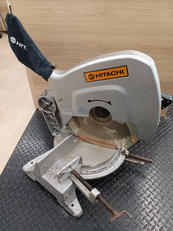 卓上丸のこ|HITACHI