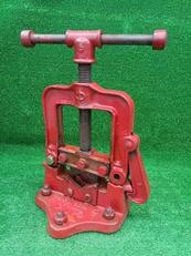 パイプバイス|CMC