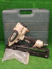 フロア用釘打機|HITACHI