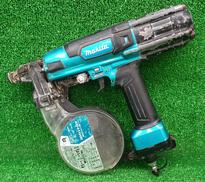 高圧エアビス打ち機|MAKITA