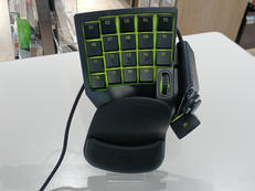 ゲーミングパッド|RAZER