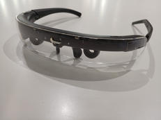 オートフォーカスアイウェア|VIXION