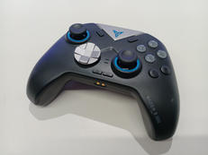 コントローラー|FLYDIGI