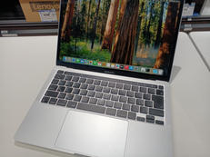 MACBOOK PRO|APPLE