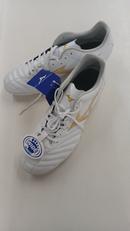 サッカーシューズ|MIZUNO