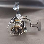 スピニングリール|SHIMANO