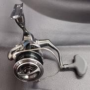 スピニングリール|SHIMANO