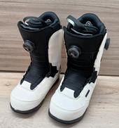 スノーボードブーツ|DEELUXE