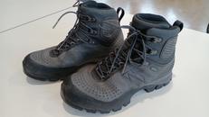 トレッキングシューズ|TECNICA