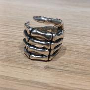 BONE HAND RING|CRAZY PIG